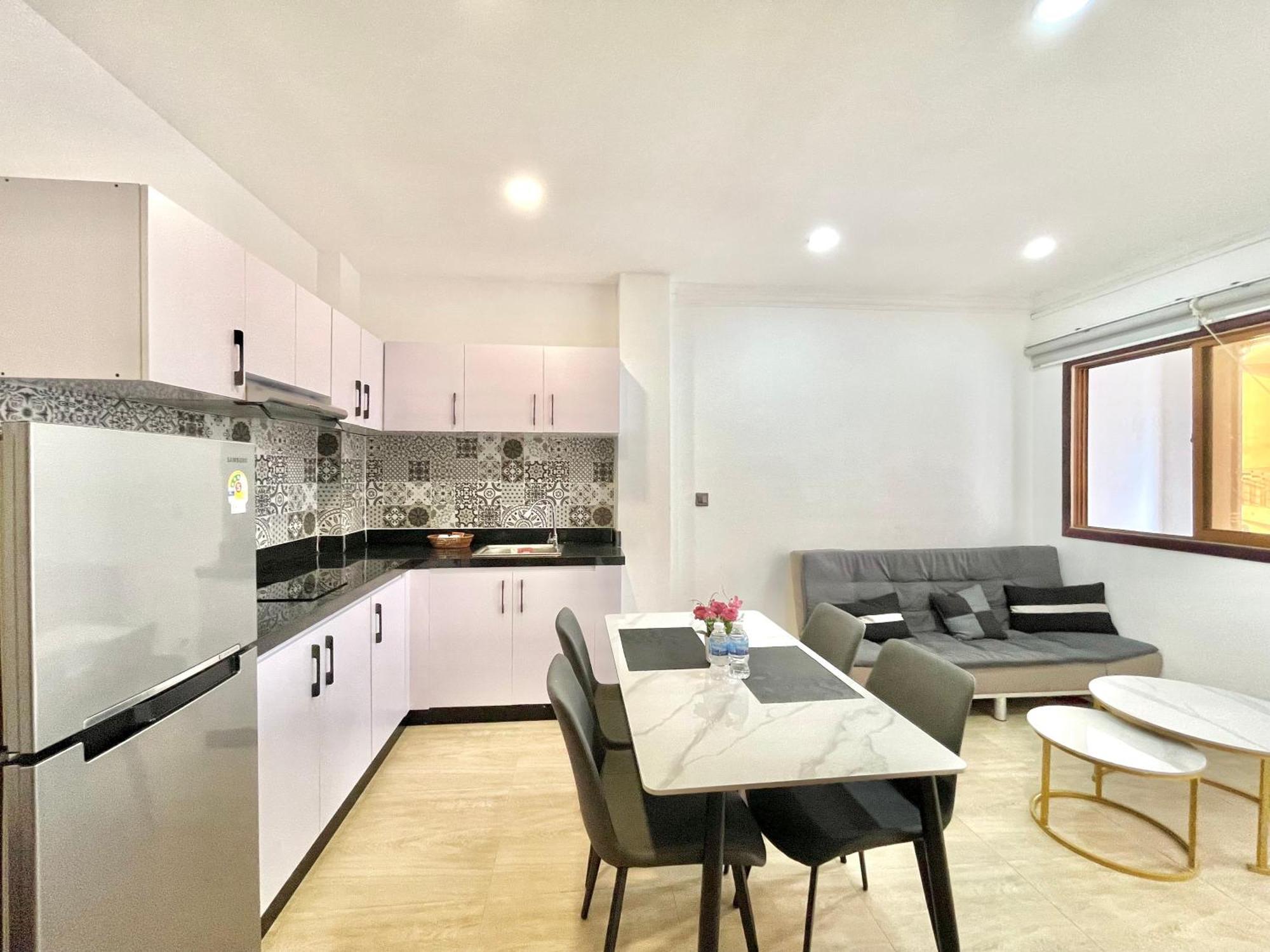 Rs Central Apartments - 200M To Royal Palace Phnom Pen Exterior foto