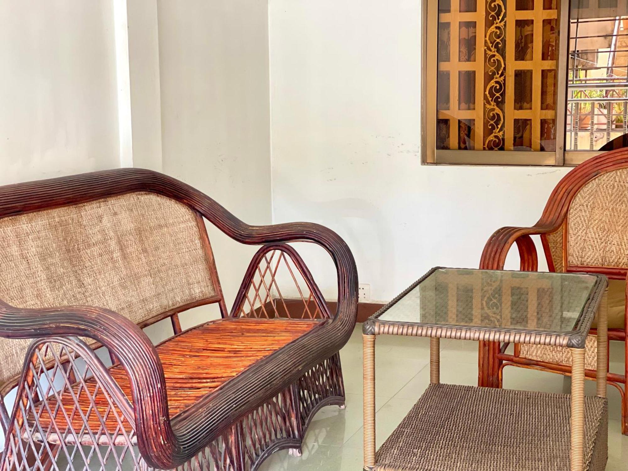 Rs Central Apartments - 200M To Royal Palace Phnom Pen Exterior foto