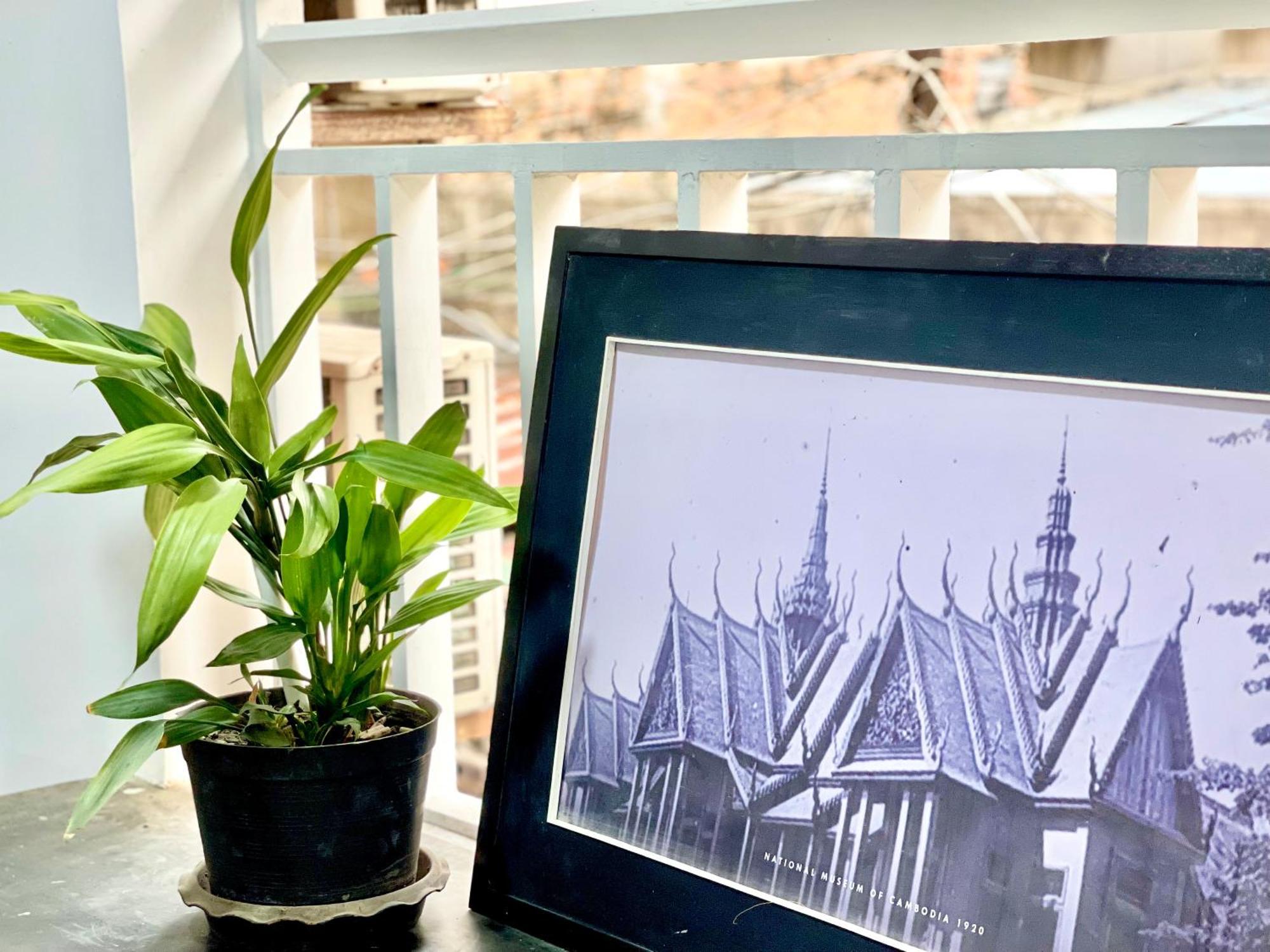 Rs Central Apartments - 200M To Royal Palace Phnom Pen Exterior foto
